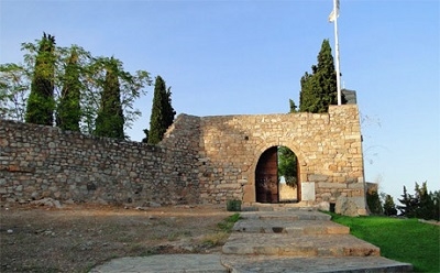 Πύλη του Κάστρου του Καρά-Μπαμπά