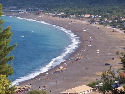 Η παραλία της Αγίας Άννας από ψηλά